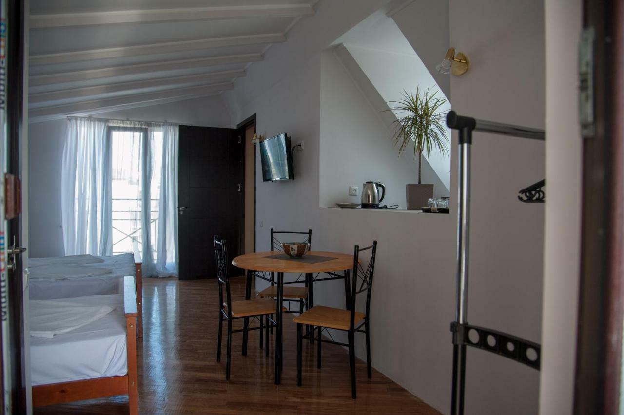 Cozy Guest House In Old باتومي المظهر الخارجي الصورة