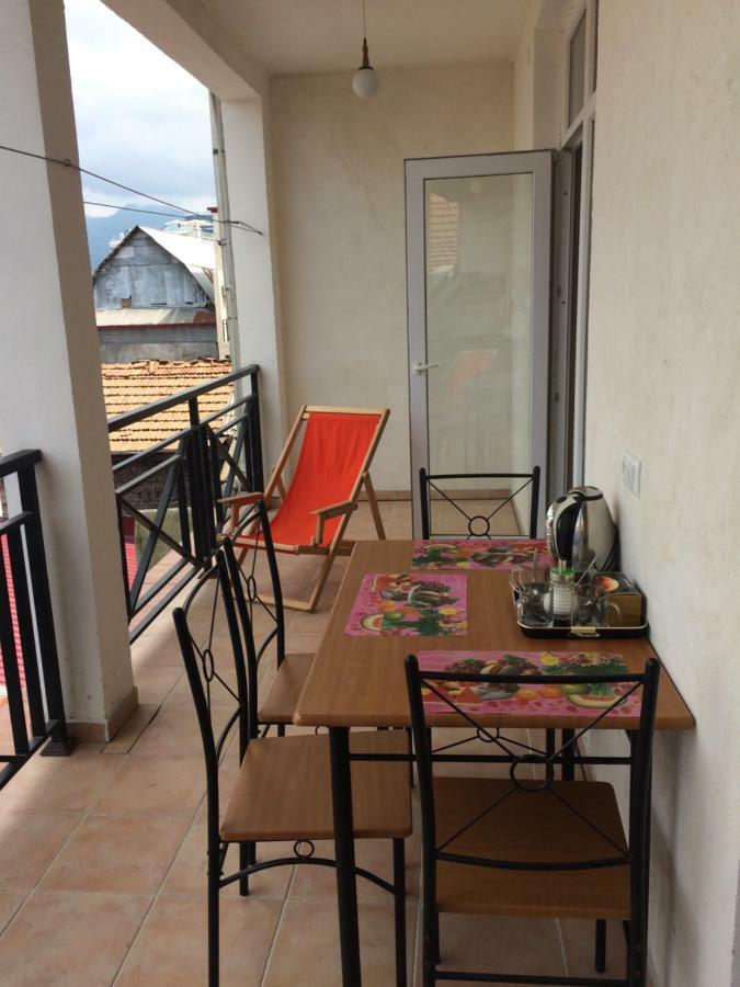 Cozy Guest House In Old باتومي المظهر الخارجي الصورة